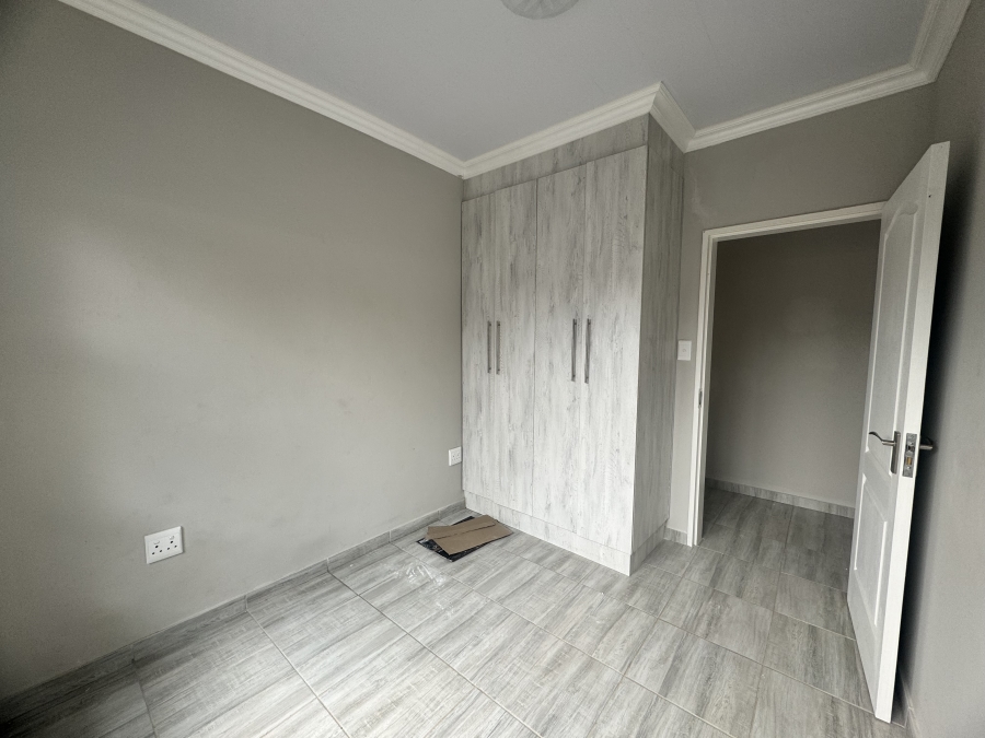 To Let 3 Bedroom Property for Rent in Flamwood North West